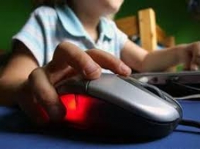 Trẻ xem web \'đen\' có xu hướng hành vi tình dục nguy hiểm